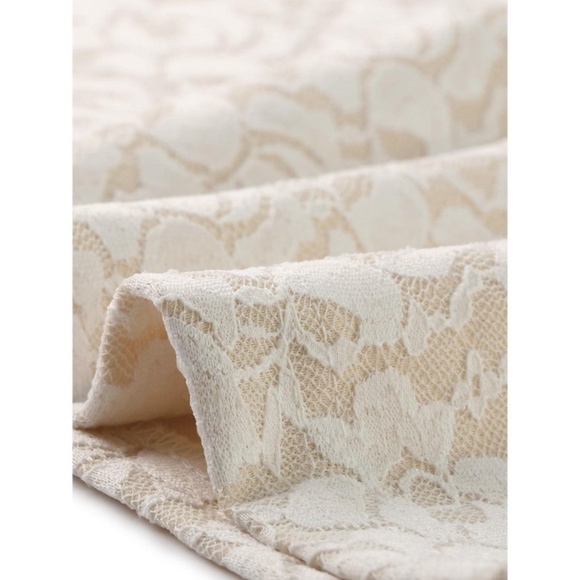 White dress - Picture 5 of 6